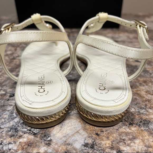 Authentic Chanel Off-White Sandals with Pearls - Picture 8 of 14
